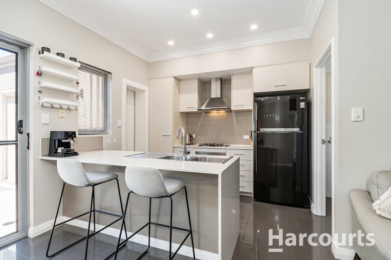 Photo - 21 Redfern Bend, Clarkson WA 6030 - Image 10