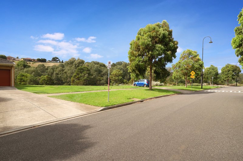 Photo - 21 Redgum Drive, Sunshine North VIC 3020 - Image 2