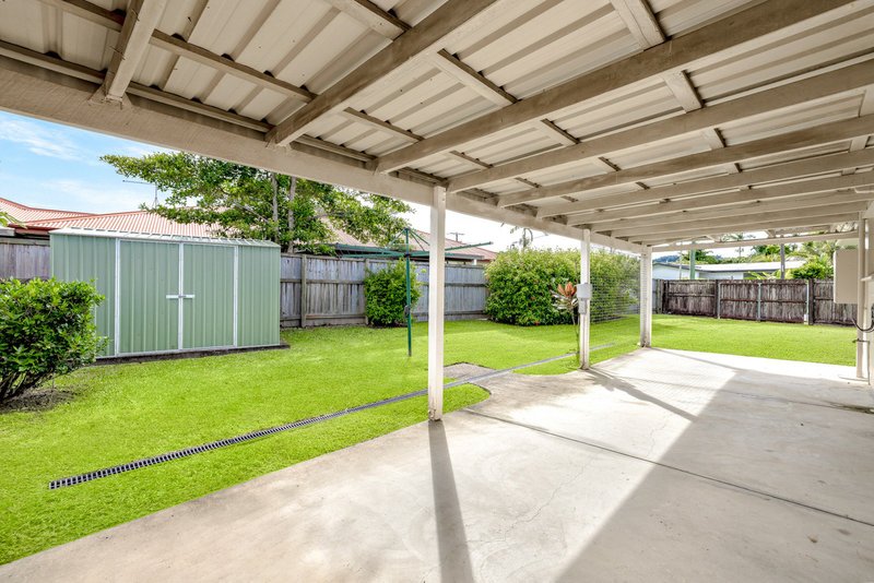 Photo - 2/1 Redwood Street, Whitfield QLD 4870 - Image 4