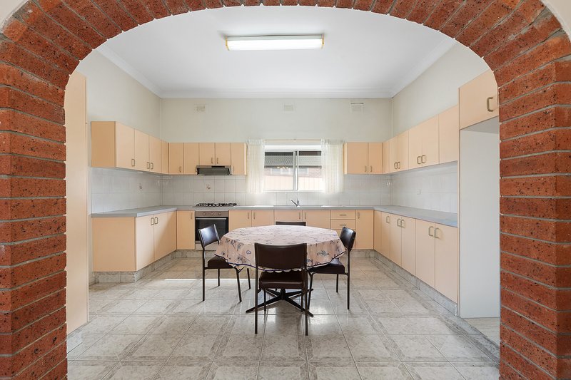 Photo - 21 Regent Street, Bexley NSW 2207 - Image 3