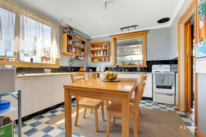 Photo - 21 Reid Street, Wynyard TAS 7325 - Image 5