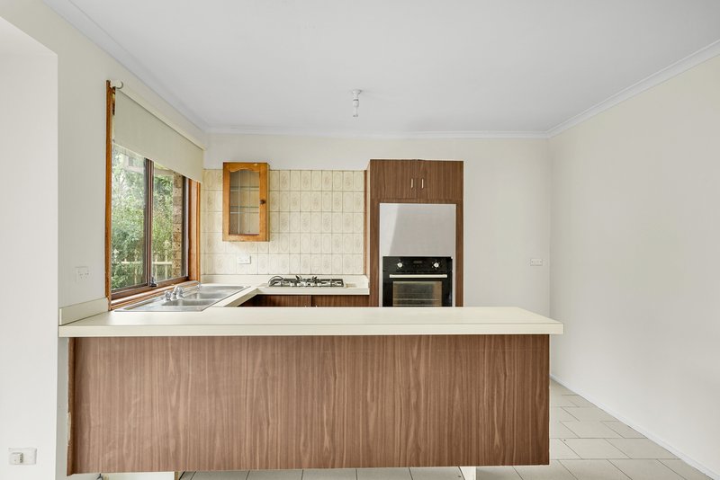 Photo - 21 Reston Avenue, Hebersham NSW 2770 - Image 5