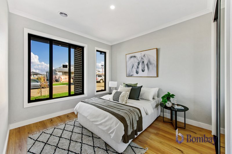 Photo - 21 Retba Street, Craigieburn VIC 3064 - Image 7