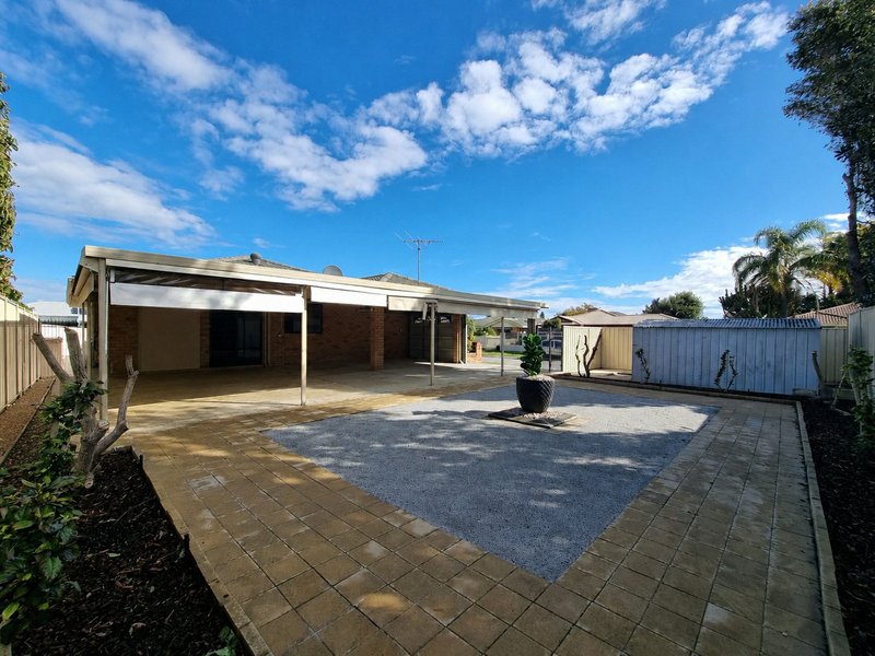 Photo - 21 Reveley Close, Seville Grove WA 6112 - Image 18