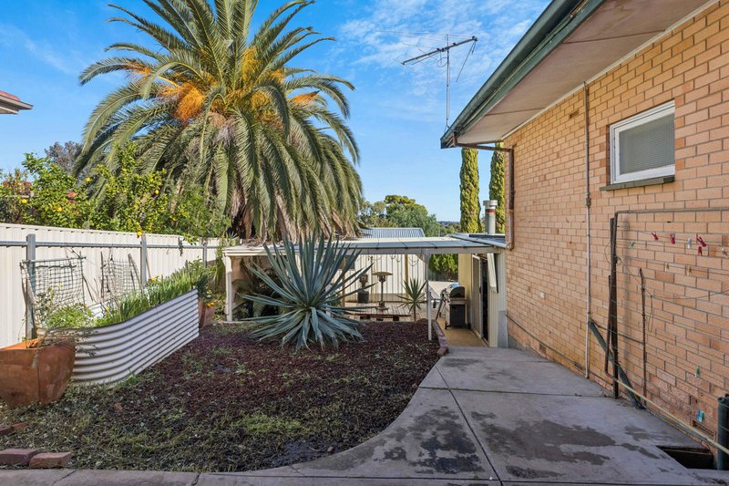 Photo - 21 Rialto Avenue, Para Hills SA 5096 - Image 15