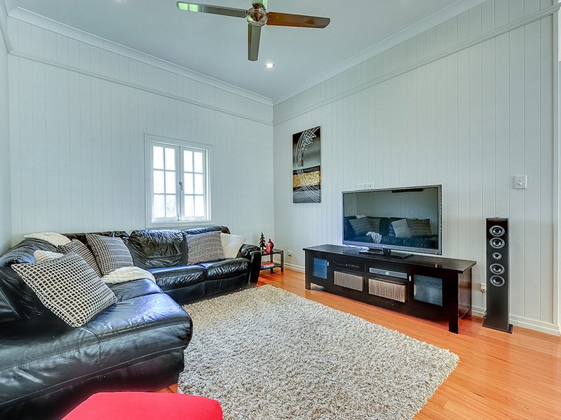 Photo - 21 Richmond Street, Gordon Park QLD 4031 - Image 12