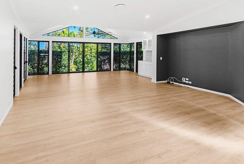 Photo - 21 Ringwood Court, Robina QLD 4226 - Image 3