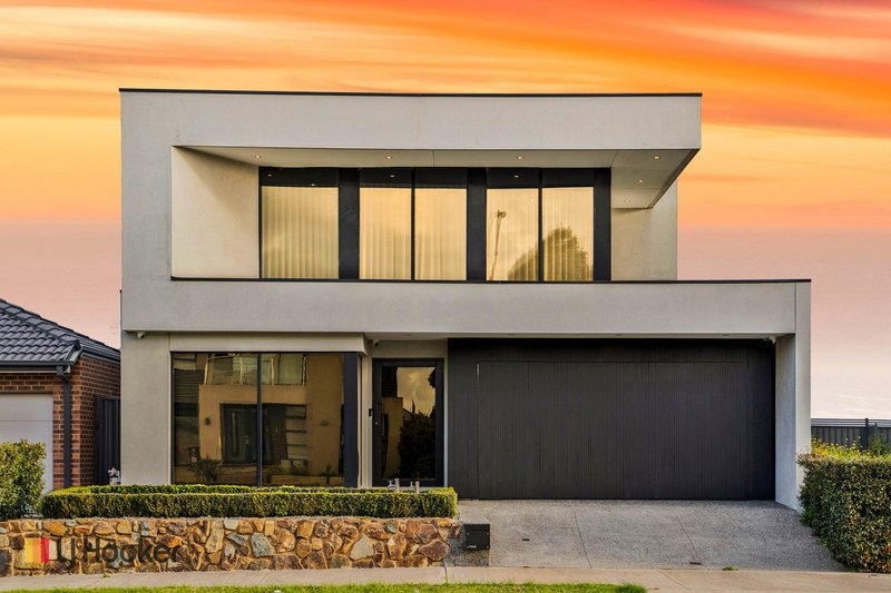 Photo - 21 Riverglen Drive, Craigieburn VIC 3064 - Image 1