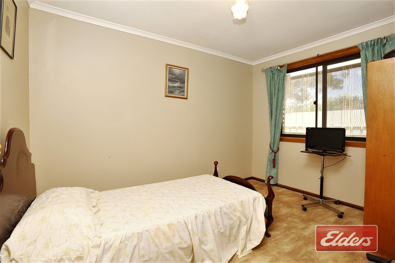 Photo - 21 Robinson Road, Willaston SA 5118 - Image 6