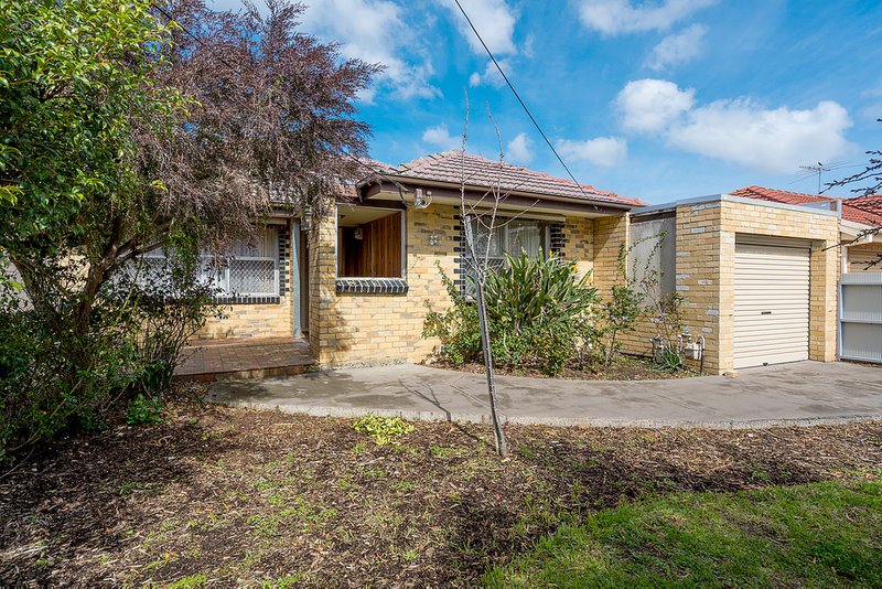 21 Robinson Street, Jacana VIC 3047