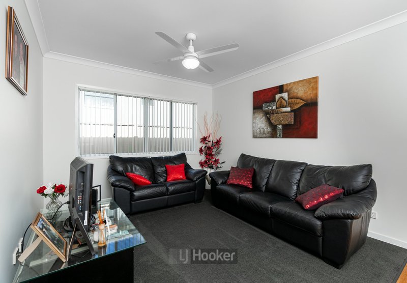 Photo - 21 Robyn Court, Logan Village QLD 4207 - Image 6