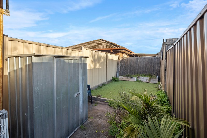 Photo - 2/1 Rochdale Square, Lalor VIC 3075 - Image 10