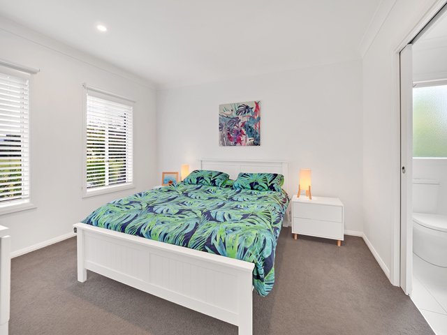 Photo - 21 Roderick Close, Cowes VIC 3922 - Image 7