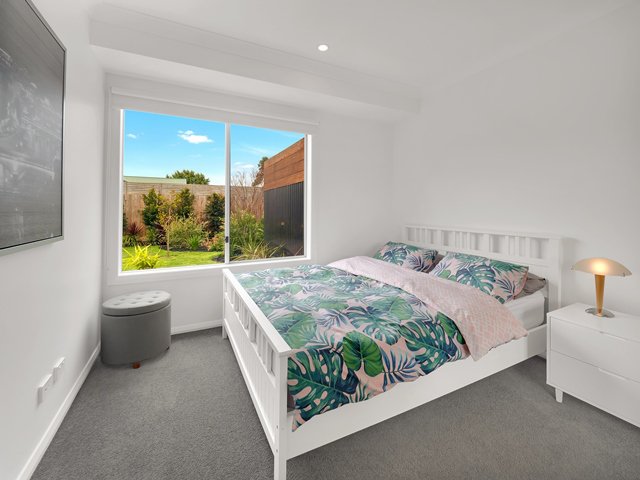 Photo - 21 Roderick Close, Cowes VIC 3922 - Image 10