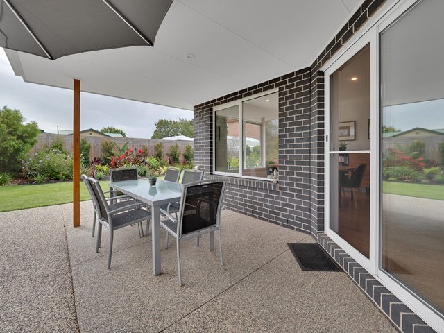 Photo - 21 Roderick Close, Cowes VIC 3922 - Image 13