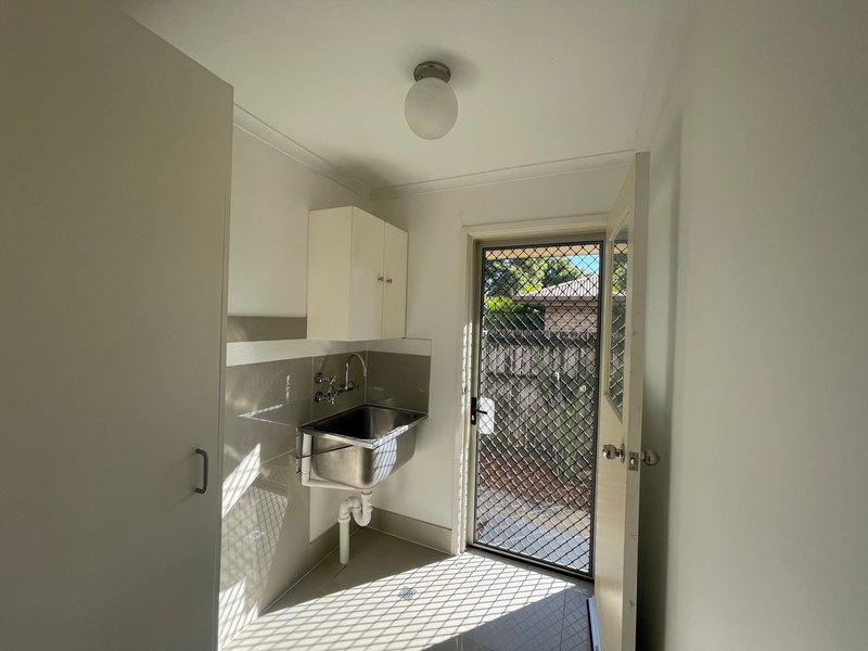 Photo - 21 Rogers Crescent, Caboolture QLD 4510 - Image 7