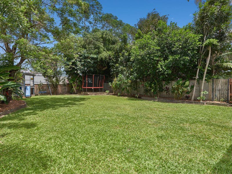 Photo - 21 Rose Street, Westcourt QLD 4870 - Image 14