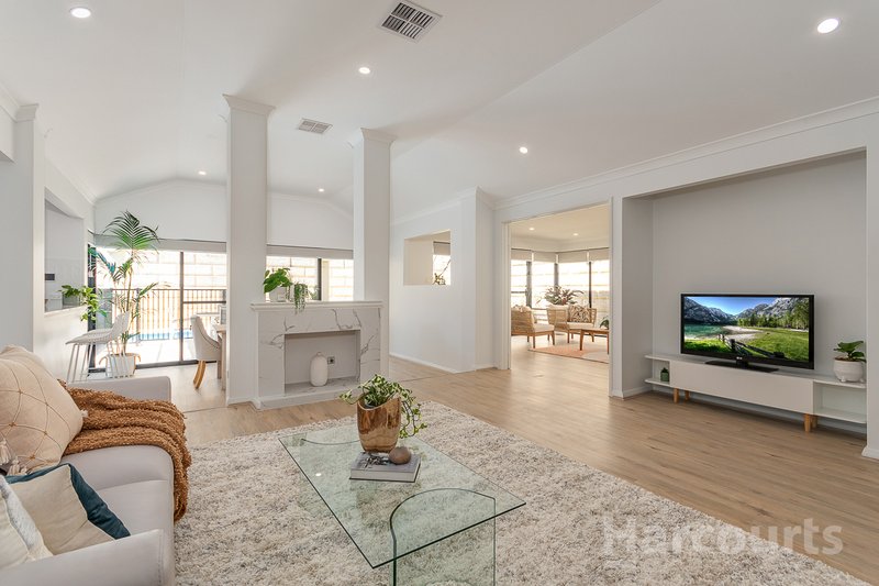 Photo - 21 Rosewell Green, Wanneroo WA 6065 - Image 6