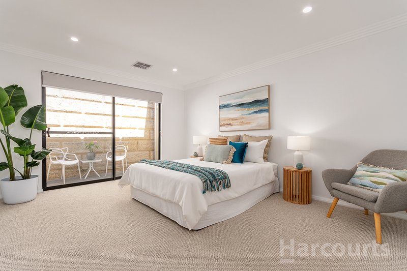 Photo - 21 Rosewell Green, Wanneroo WA 6065 - Image 17