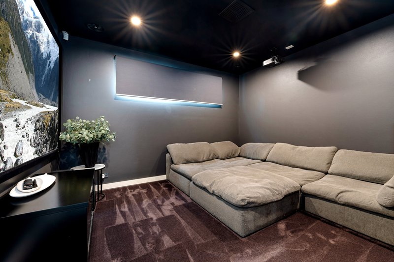 Photo - 21 Rowe Drive, Potts Hill NSW 2143 - Image 7