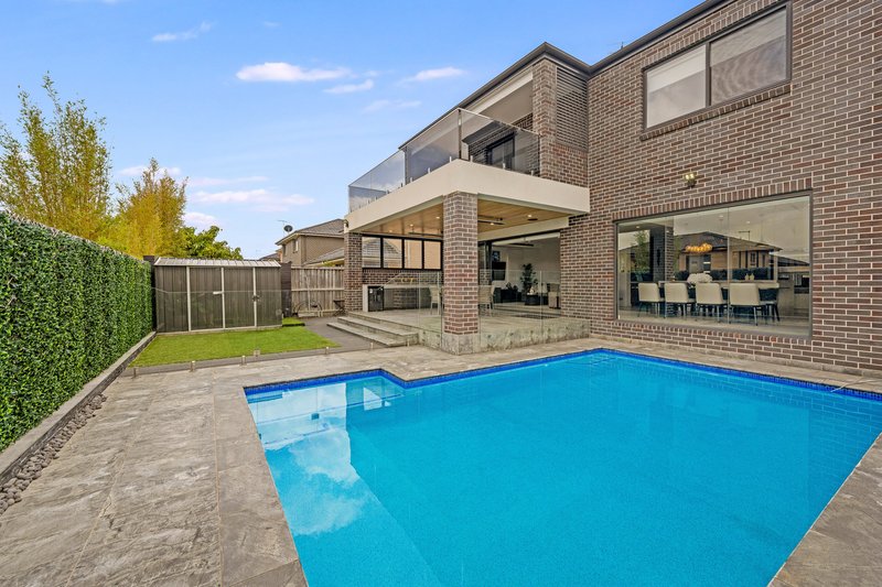 Photo - 21 Rowe Drive, Potts Hill NSW 2143 - Image 12