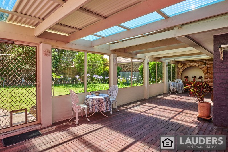 Photo - 21 Rushby Drive, Old Bar NSW 2430 - Image 16