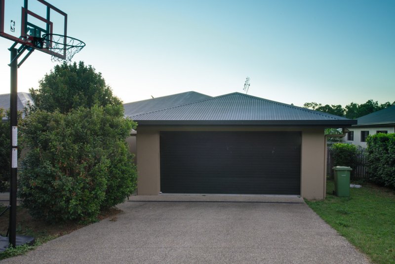 Photo - 2/1 Ryben Court, Cannonvale QLD 4802 - Image 2