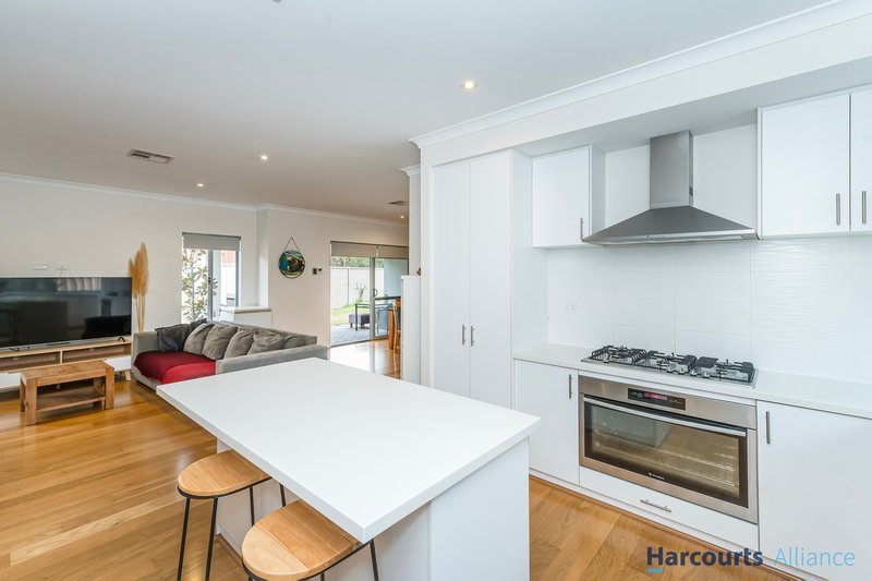 Photo - 21 Sabro Lane, Caversham WA 6055 - Image 1