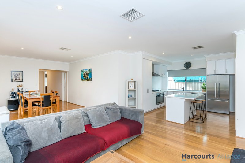 Photo - 21 Sabro Lane, Caversham WA 6055 - Image 3