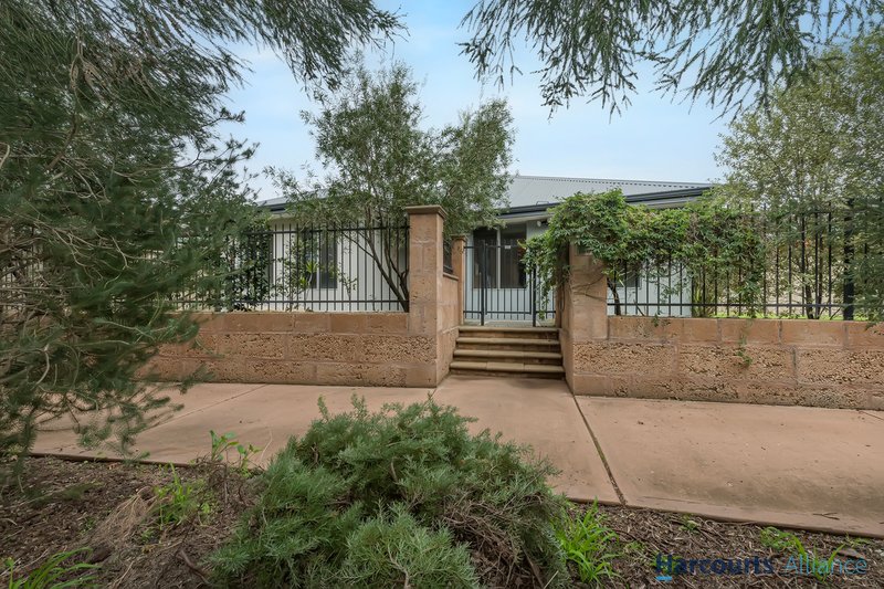 Photo - 21 Sabro Lane, Caversham WA 6055 - Image 4