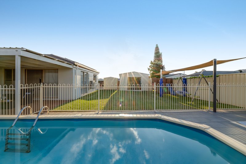 Photo - 21 Salisbury Street, Darling Heights QLD 4350 - Image 18