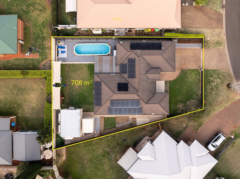 Photo - 21 Salisbury Street, Darling Heights QLD 4350 - Image 22