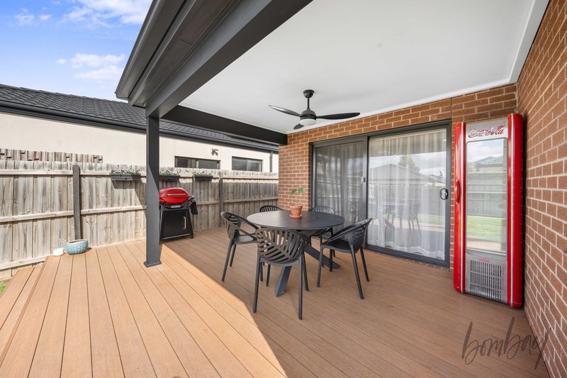 Photo - 21 Salvia Street, Mickleham VIC 3064 - Image 19