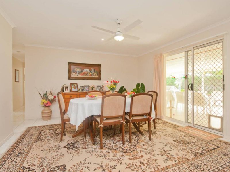 Photo - 21 Samson Circuit, Caloundra West QLD 4551 - Image 9