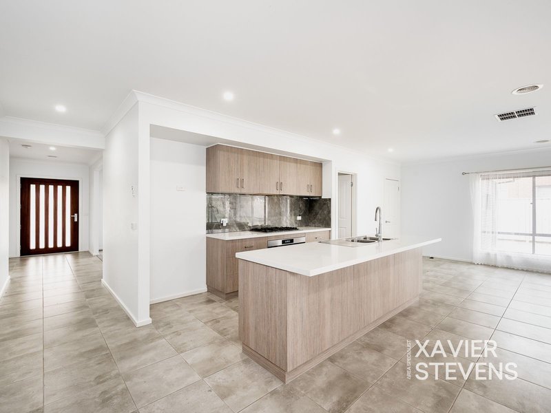 Photo - 21 Sanctuary Drive, Kialla VIC 3631 - Image 7