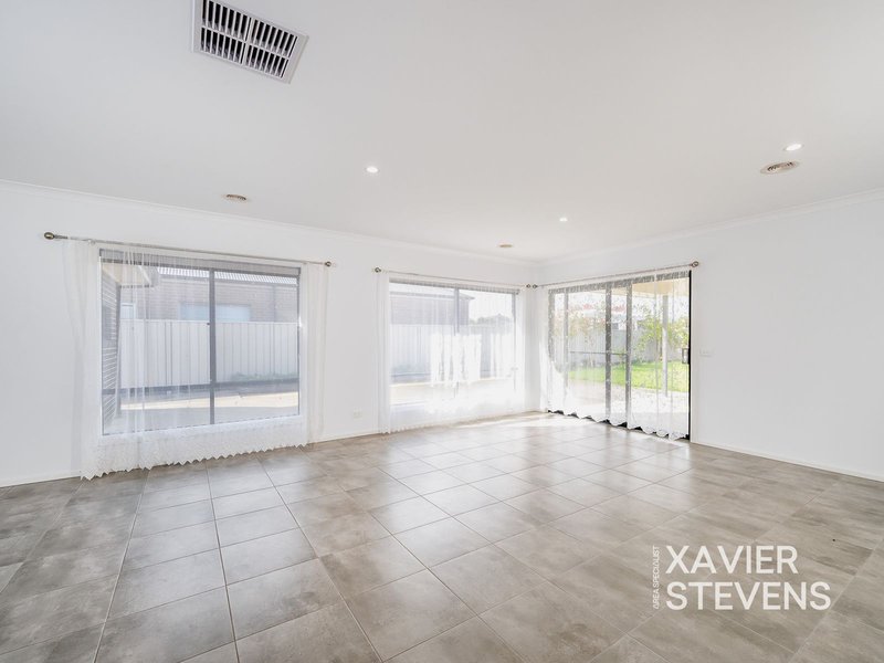 Photo - 21 Sanctuary Drive, Kialla VIC 3631 - Image 11