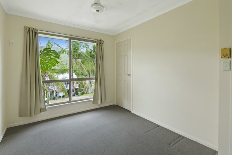 Photo - 21 Sandpiper Crescent, Jubilee Pocket QLD 4802 - Image 7