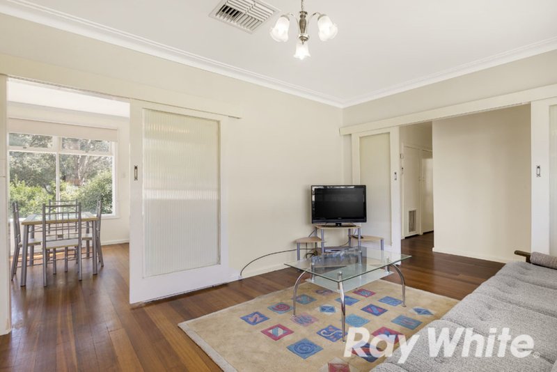 Photo - 21 Sartori Street, Burwood East VIC 3151 - Image 3