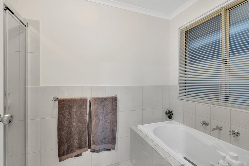 Photo - 21 Sasha Drive, Munno Para West SA 5115 - Image 18