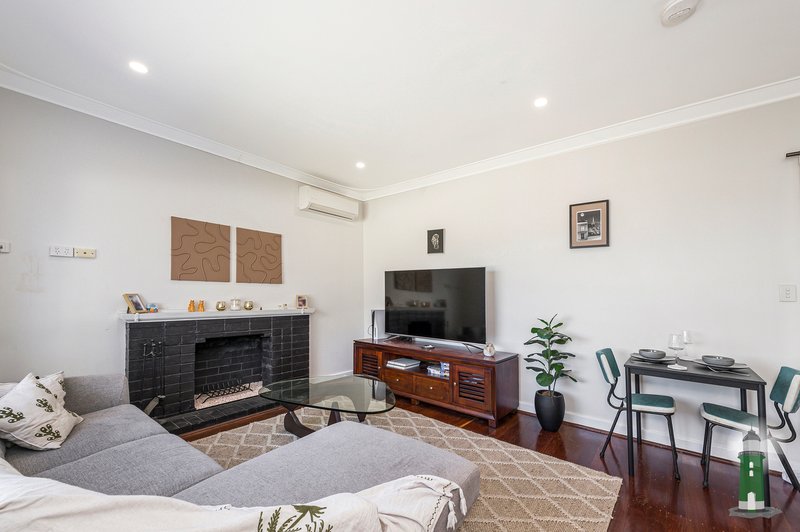 Photo - 21 Sawle Road, Hamilton Hill WA 6163 - Image 11