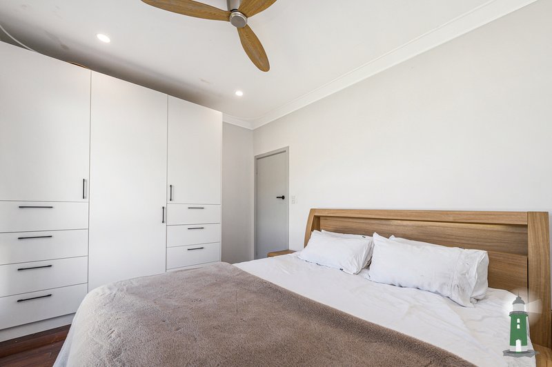Photo - 21 Sawle Road, Hamilton Hill WA 6163 - Image 21