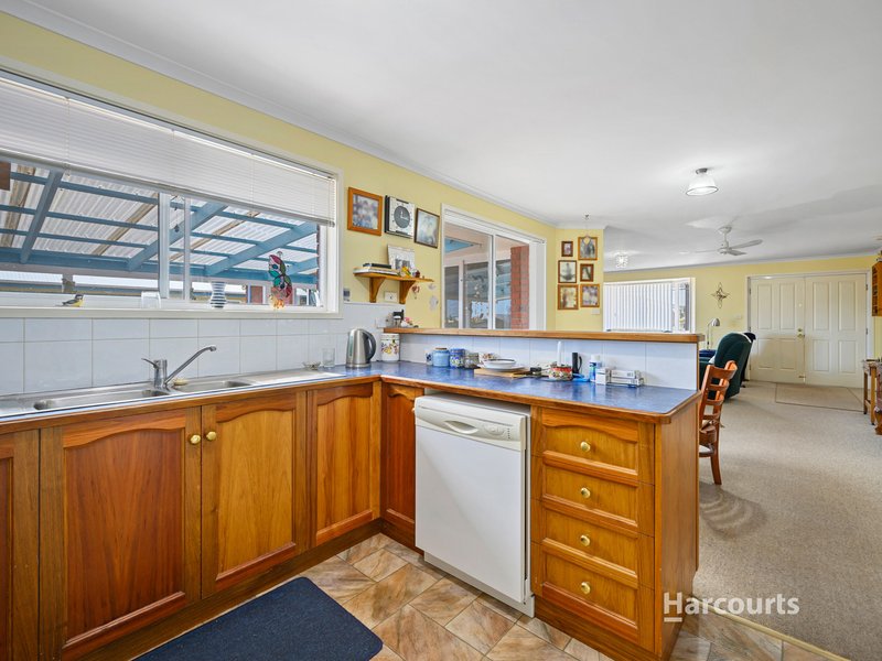 Photo - 21 Seabreeze Avenue, Sulphur Creek TAS 7316 - Image 3