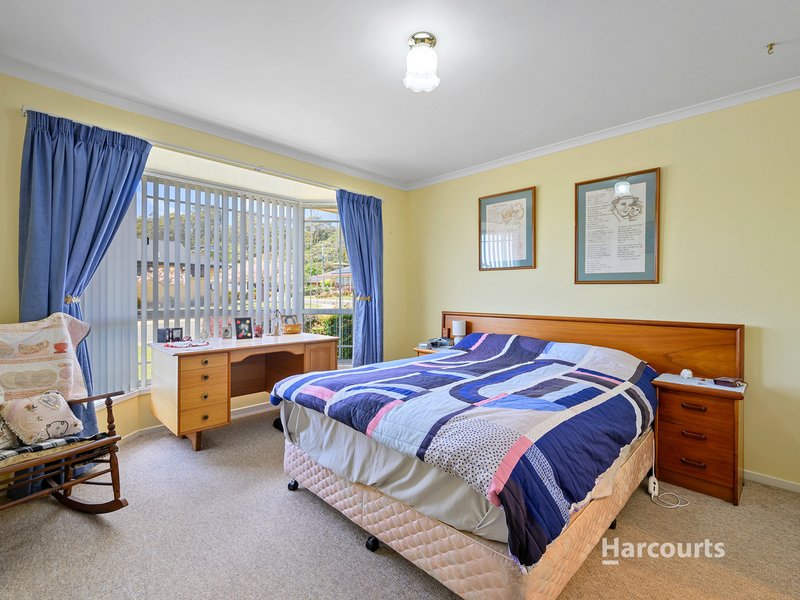 Photo - 21 Seabreeze Avenue, Sulphur Creek TAS 7316 - Image 7