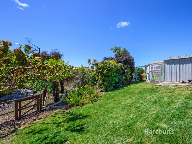 Photo - 21 Seabreeze Avenue, Sulphur Creek TAS 7316 - Image 16