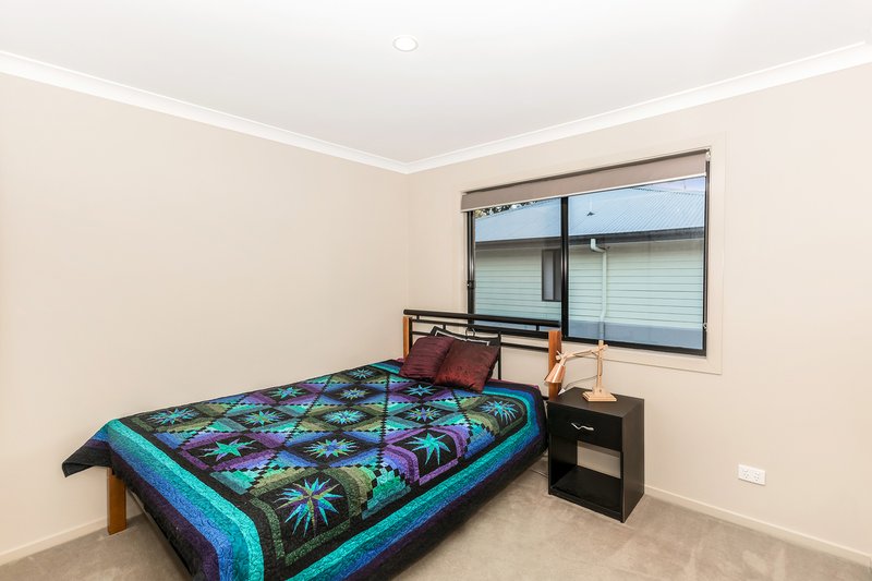 Photo - 21 Seagreen Drive, Coomera QLD 4209 - Image 12