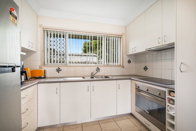 2/1 Seaton Street, South Toowoomba QLD 4350