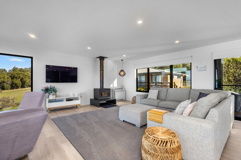 Photo - 21 Seaview Street, Southport TAS 7109 - Image 12