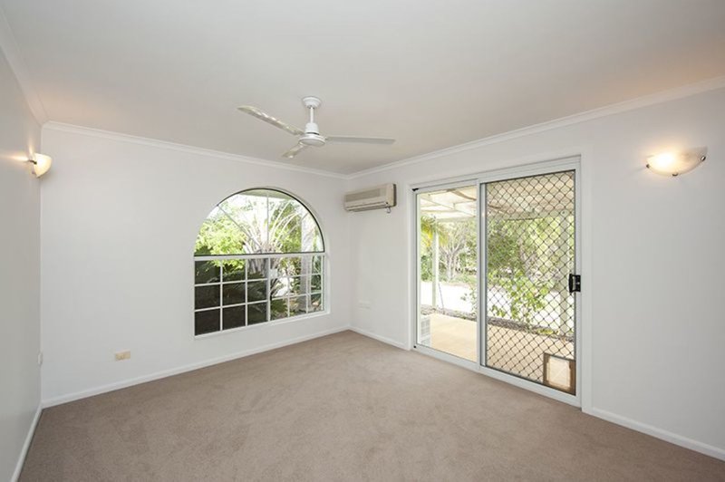 Photo - 21 Selma Court, Tannum Sands QLD 4680 - Image 7