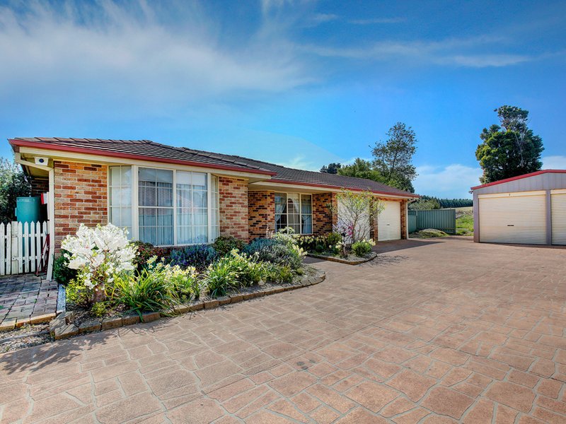 Photo - 21 Shackleton Street, Robertson NSW 2577 - Image 2