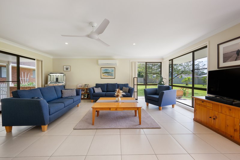 Photo - 21 Shearer Drive, Woolgoolga NSW 2456 - Image 3